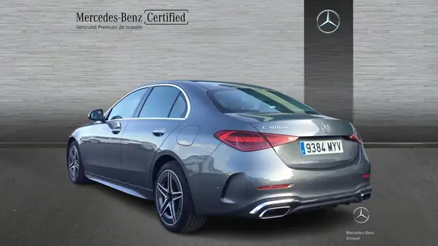 Mercedes-Benz C-Class view 4