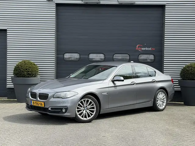 BMW 520 5-serie 520i Last Minute Edition | Navigatie | Xen