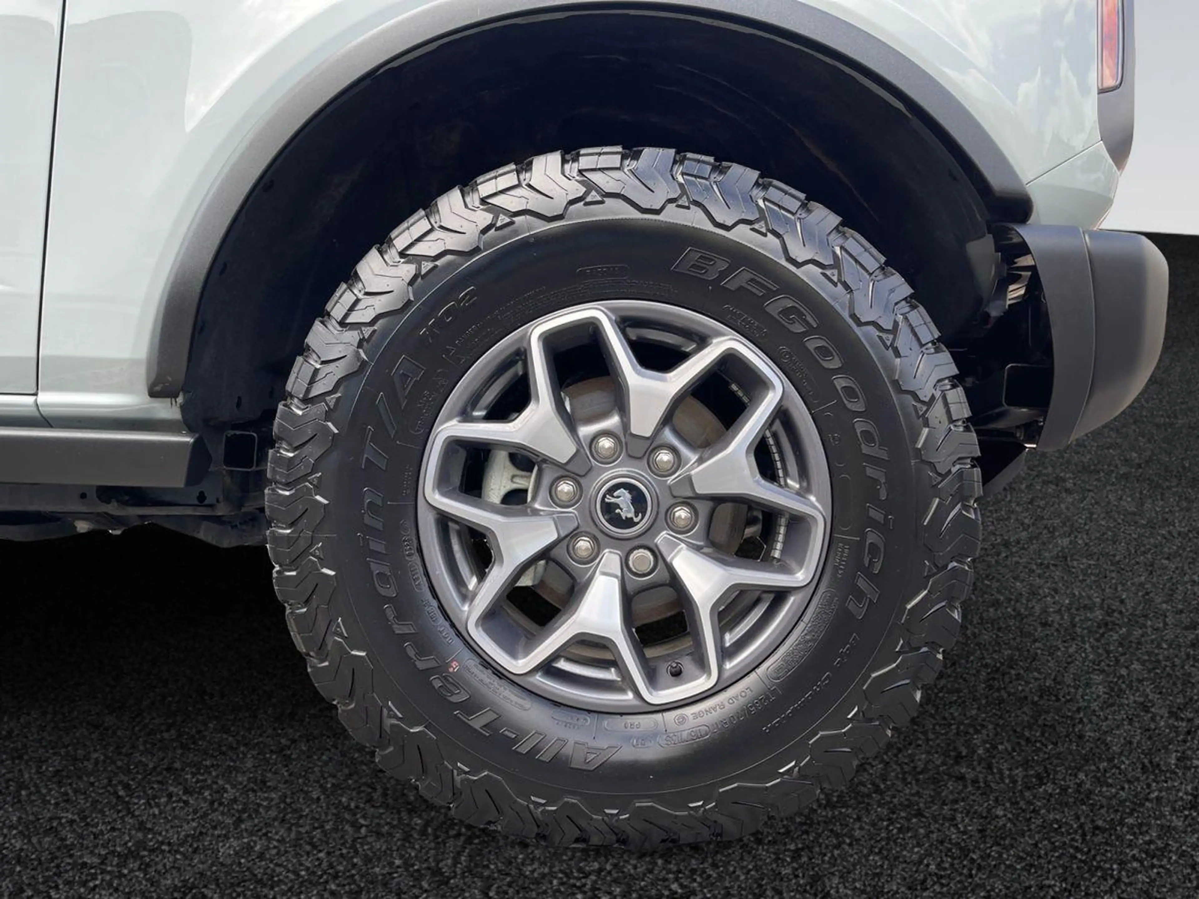 Ford Bronco 2.7 EcoBoost V6 Badlands e-4WD - Hardtop — photo 14
