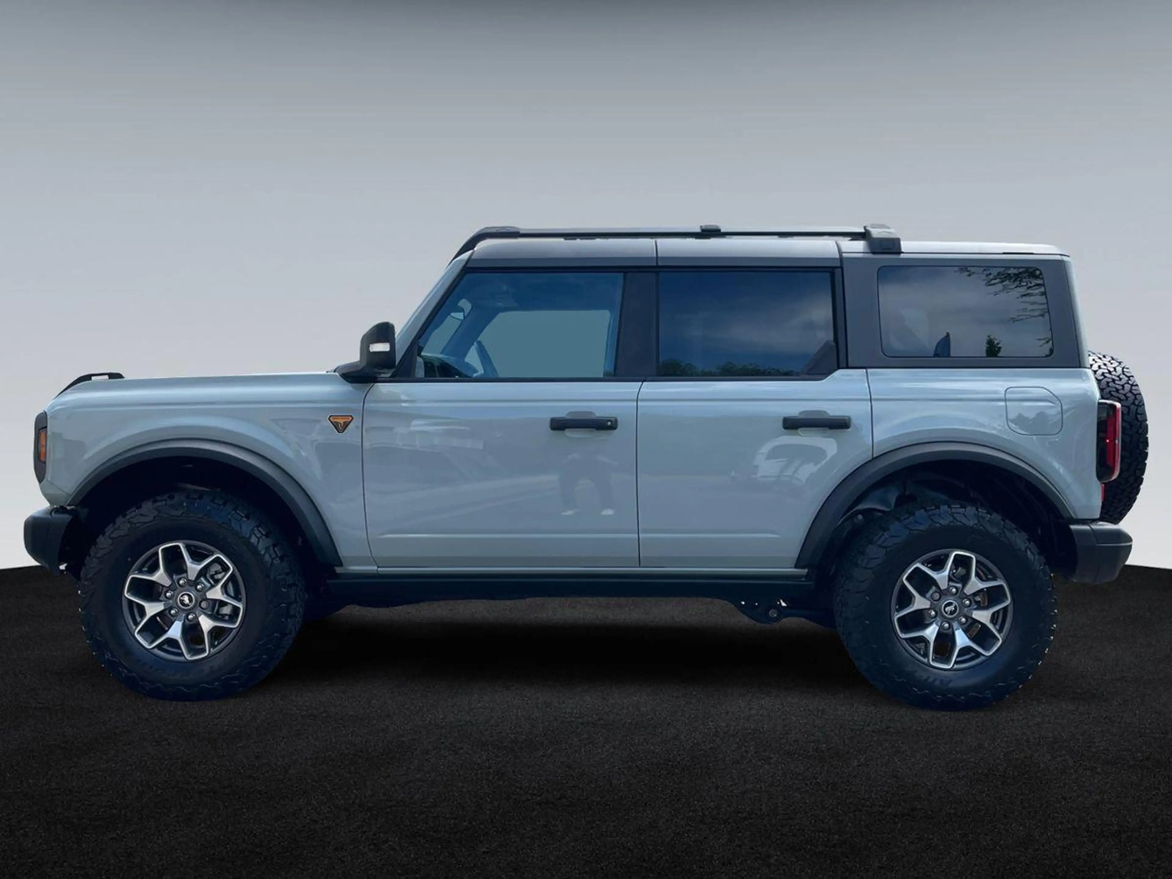 Ford Bronco 2.7 EcoBoost V6 Badlands e-4WD - Hardtop — photo 4