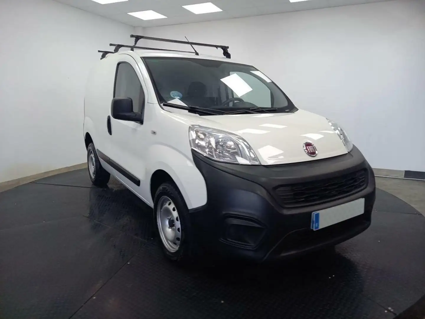 Fiat Fiorino Comercial FIAT CARGO KASTEN 1.4 NATURAL PO Weiß - 2