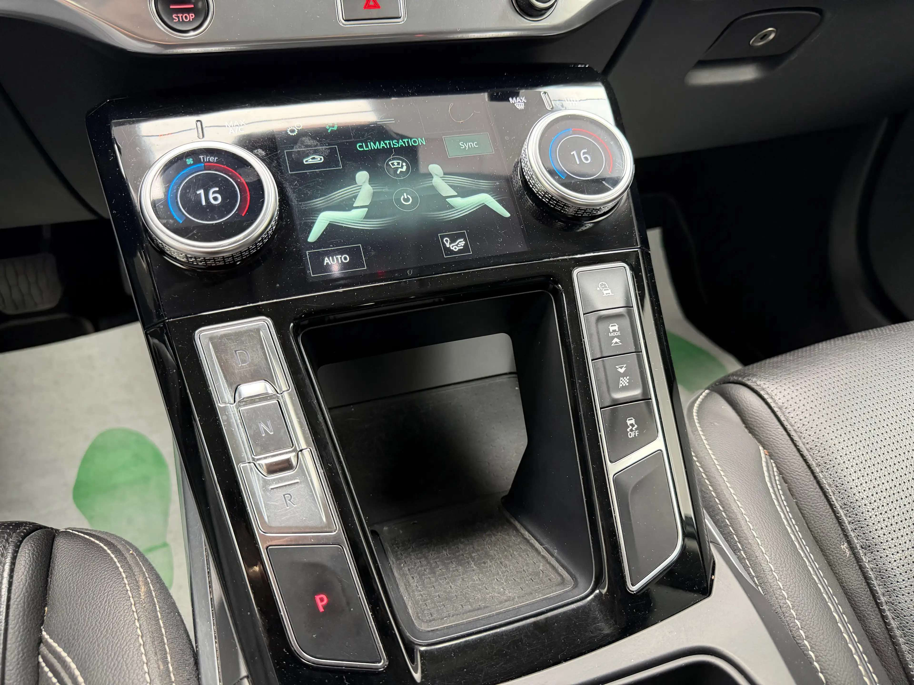 Jaguar I-Pace 90 kWh EV400 * 1ER PROP + CAMERA + GPS + LED * — photo 13