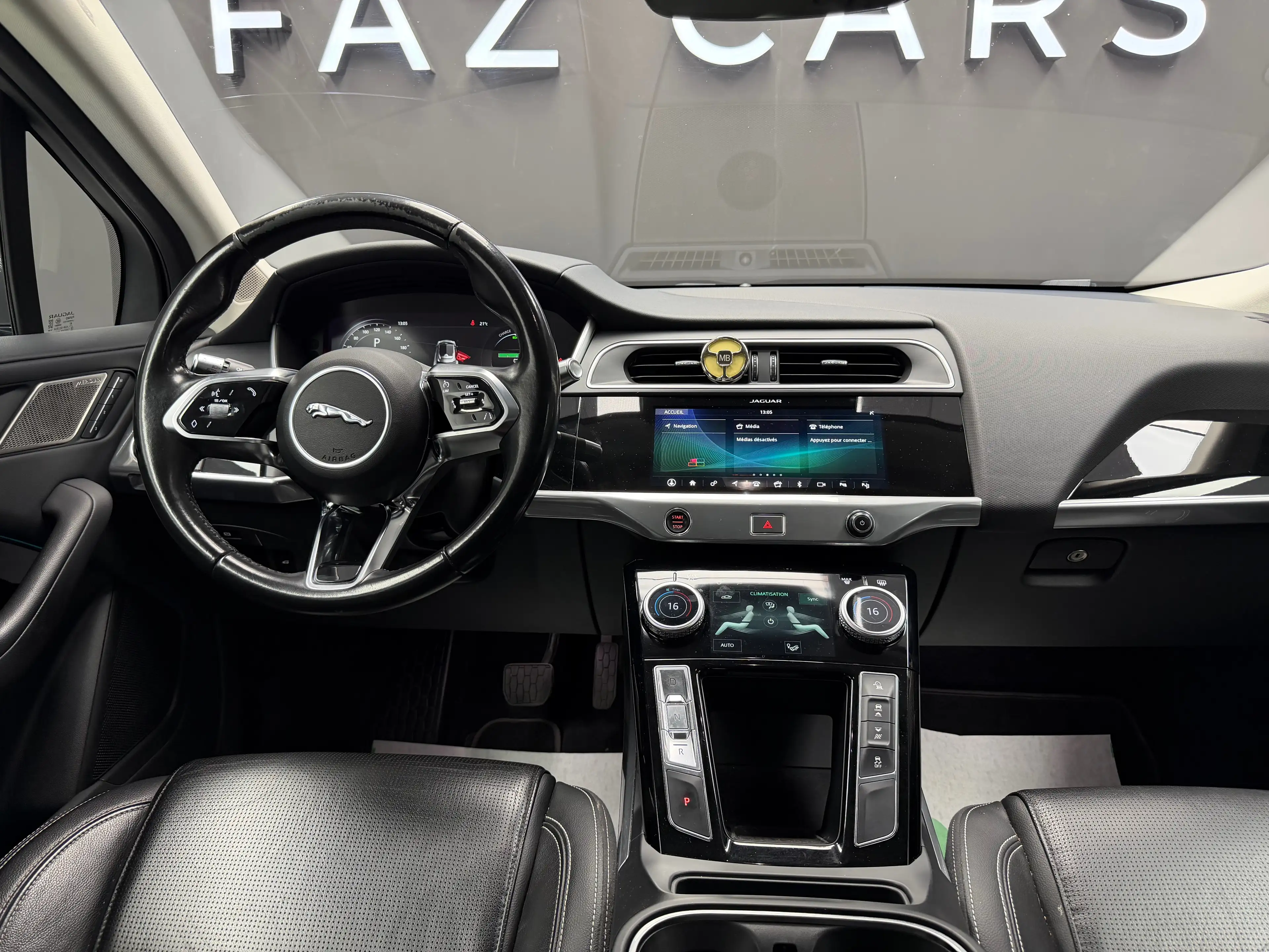 Jaguar I-Pace 90 kWh EV400 * 1ER PROP + CAMERA + GPS + LED * — photo 11