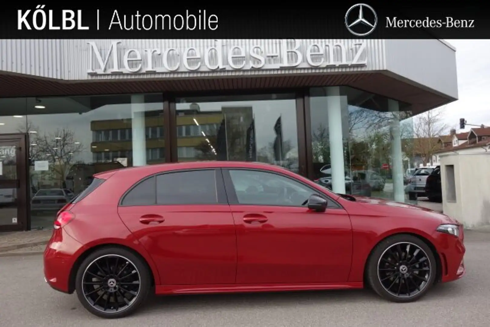 Mercedes-Benz A 200 A 200 AMG LINE LED NIGHT MBUX 19 ZOLL SHZ WIDE Rojo - 1