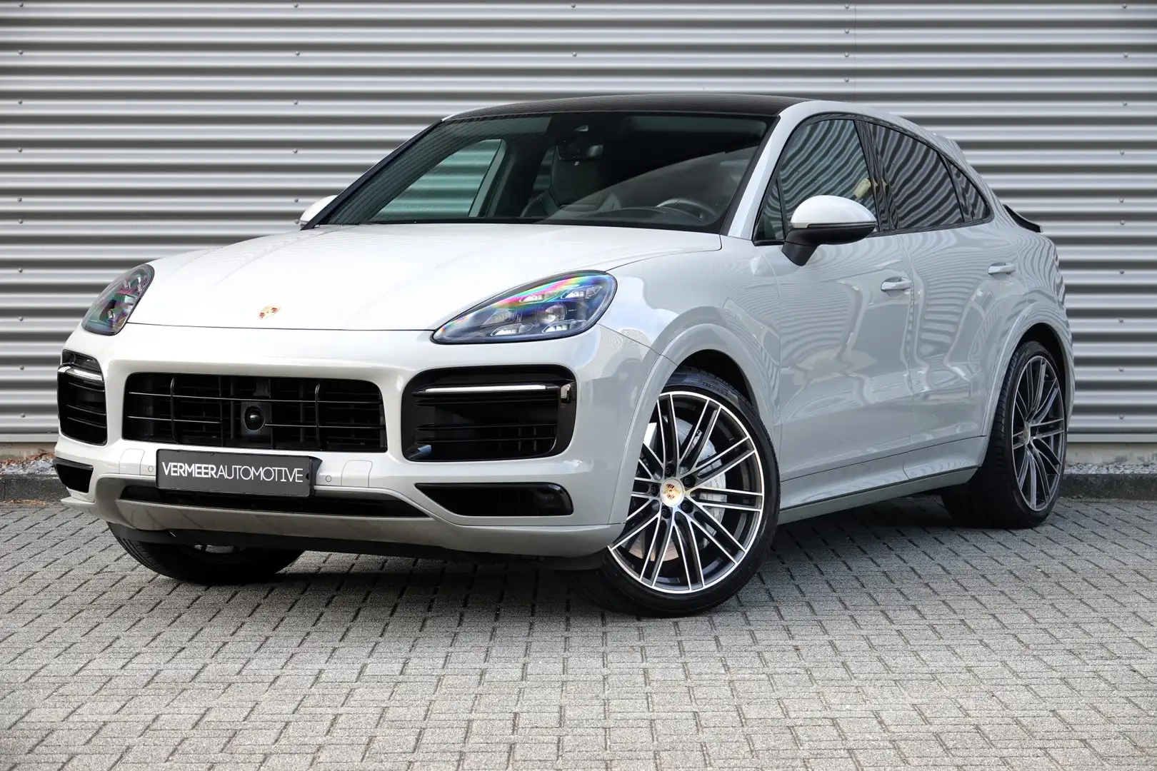 Porsche Cayenne Coupé 3.0 | Pano | Sport Design | Trekhaak | Sport Gris - 1