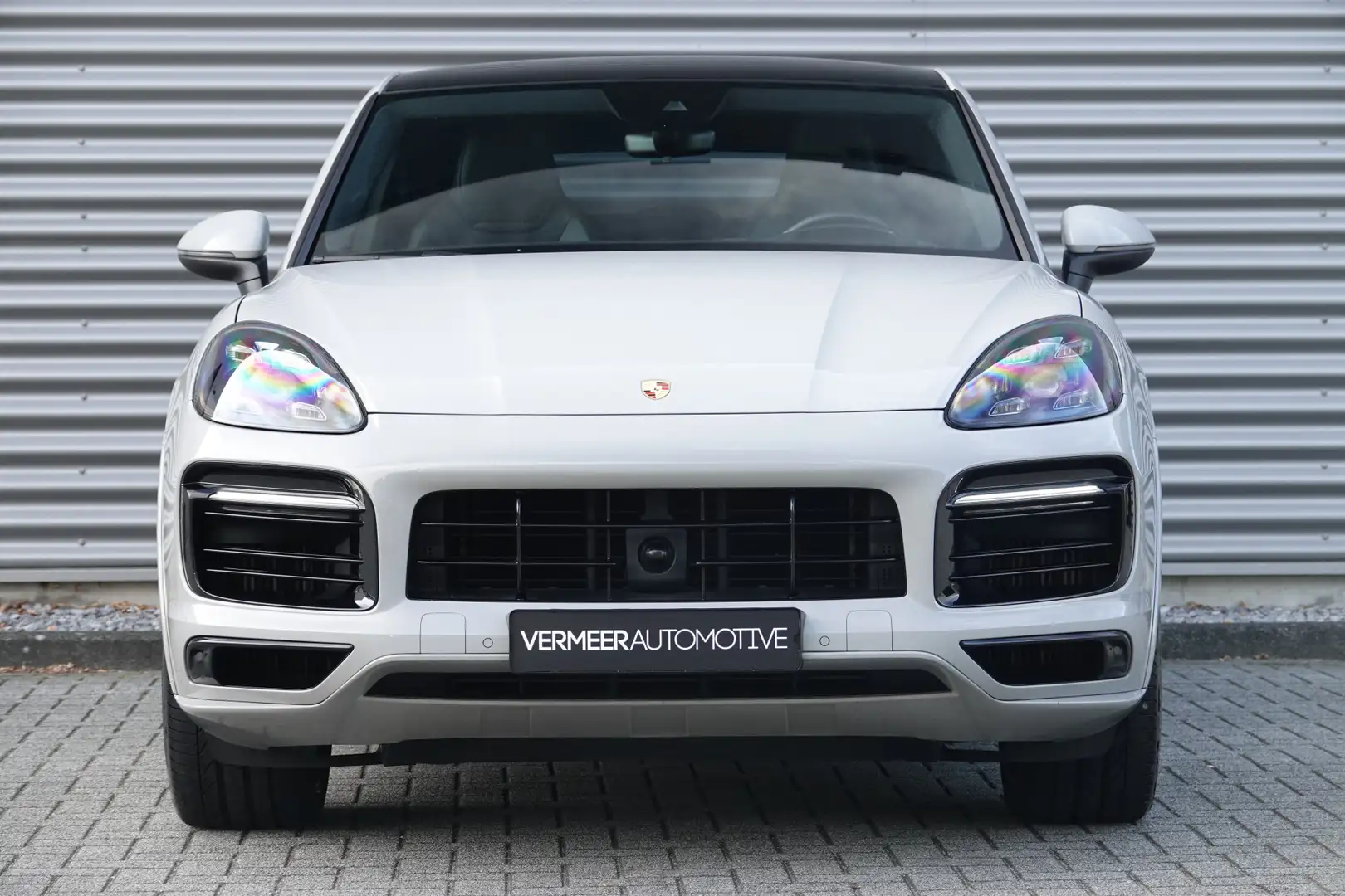Porsche Cayenne Coupé 3.0 | Pano | Sport Design | Trekhaak | Sport Gris - 2