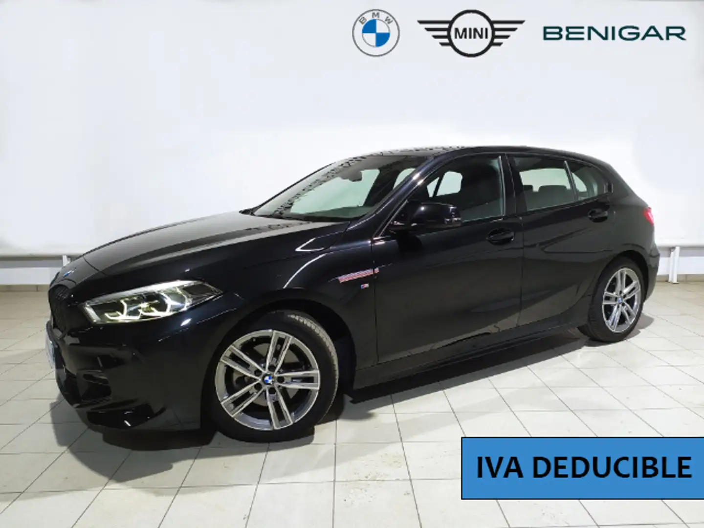 BMW 118 118dA Business Schwarz - 1