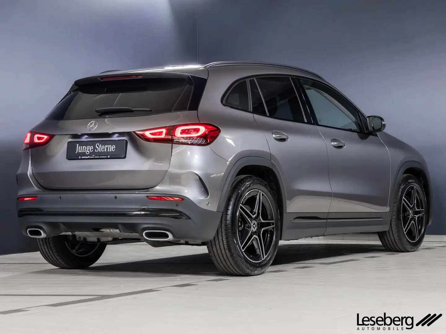 Mercedes-Benz GLA 200 GLA 200 AMG LED/ AHK/ 360°/ EDITION/ Navi/ MBUX/ Gris - 2