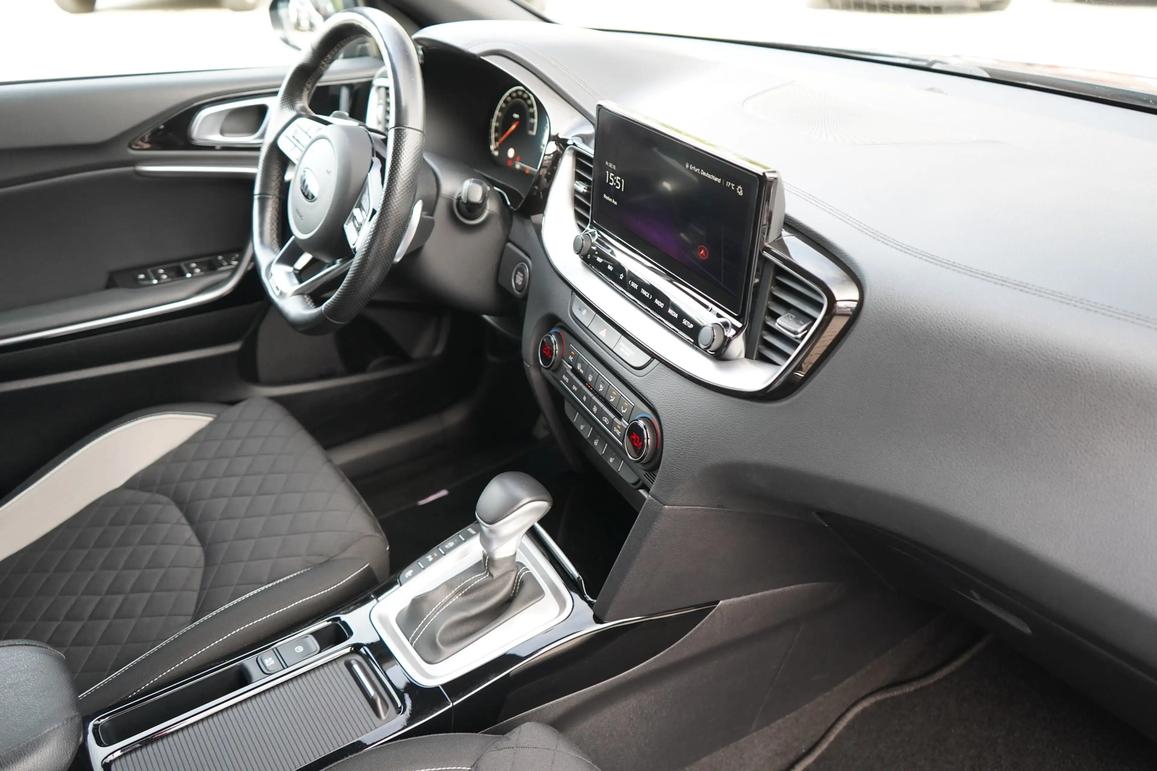 Kia Ceed SW / cee'd SW Ceed GT-Line 1.5 T-GDI LED Navi Soundsystem DAB — photo 5