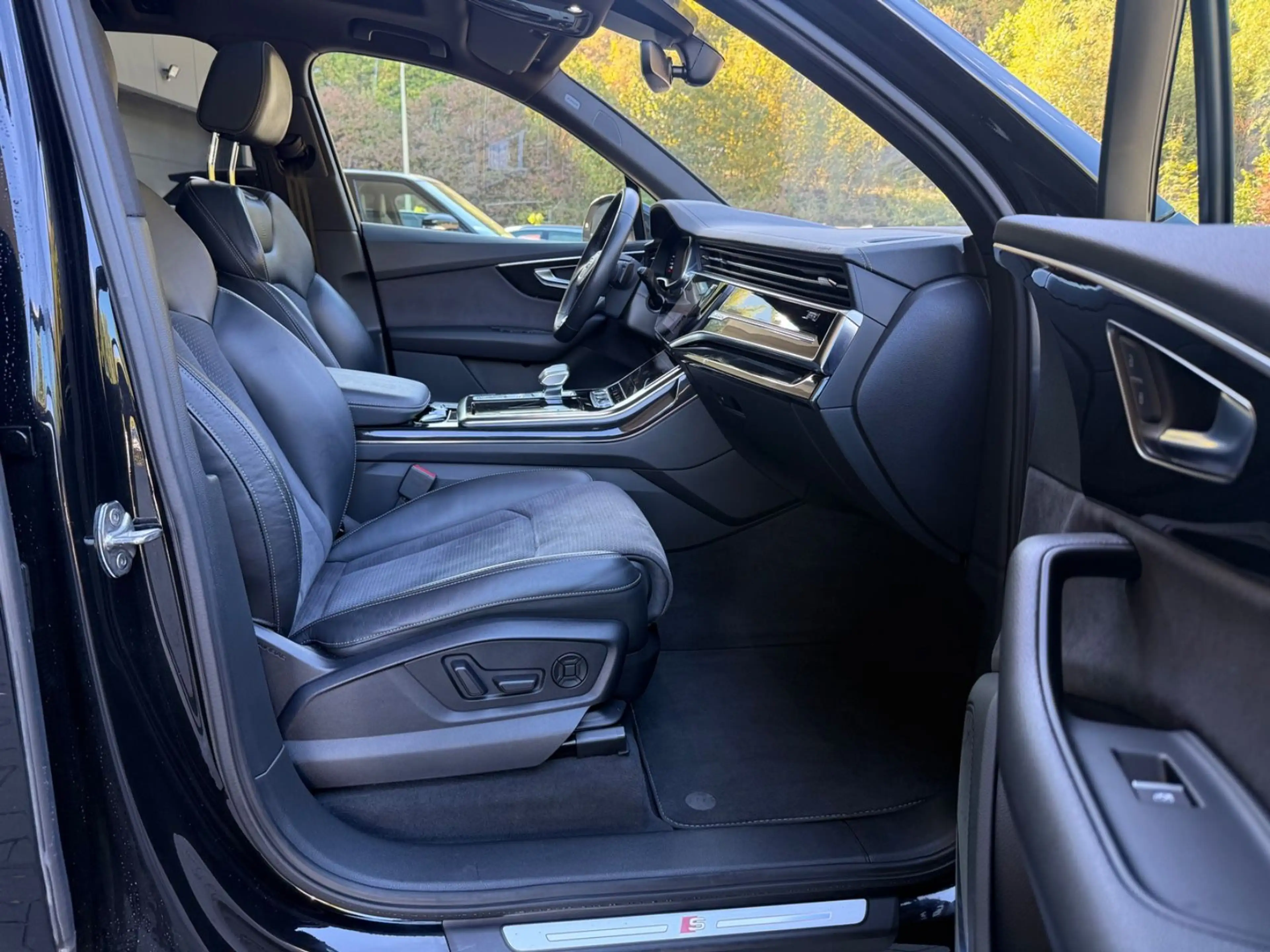 Audi Q7 55 TFSI e quattro S line *Pano *App *DAB *B&O — photo 12