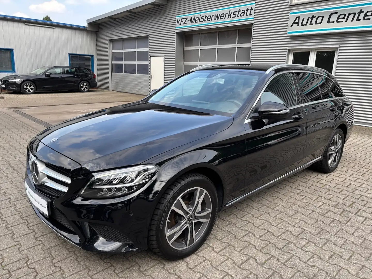 Mercedes-Benz C 220 d T 4Matic G-tronic "Avantgarde" Schwarz - 1