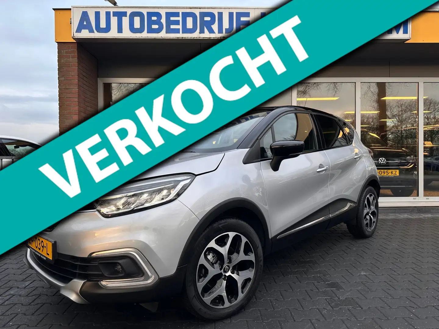 Renault Captur 1.2 TCe Intens Automaat,Led verlichting,Trekhaak,K Grijs - 1