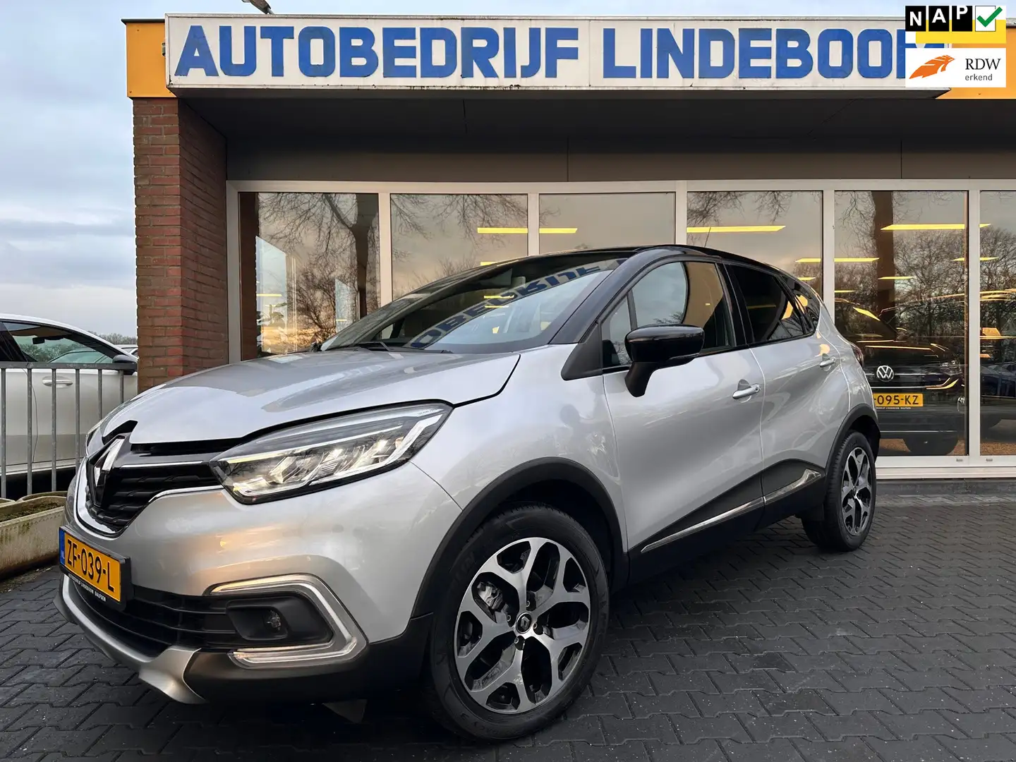 Renault Captur 1.2 TCe Intens Automaat,Led verlichting,Trekhaak,K Gris - 1