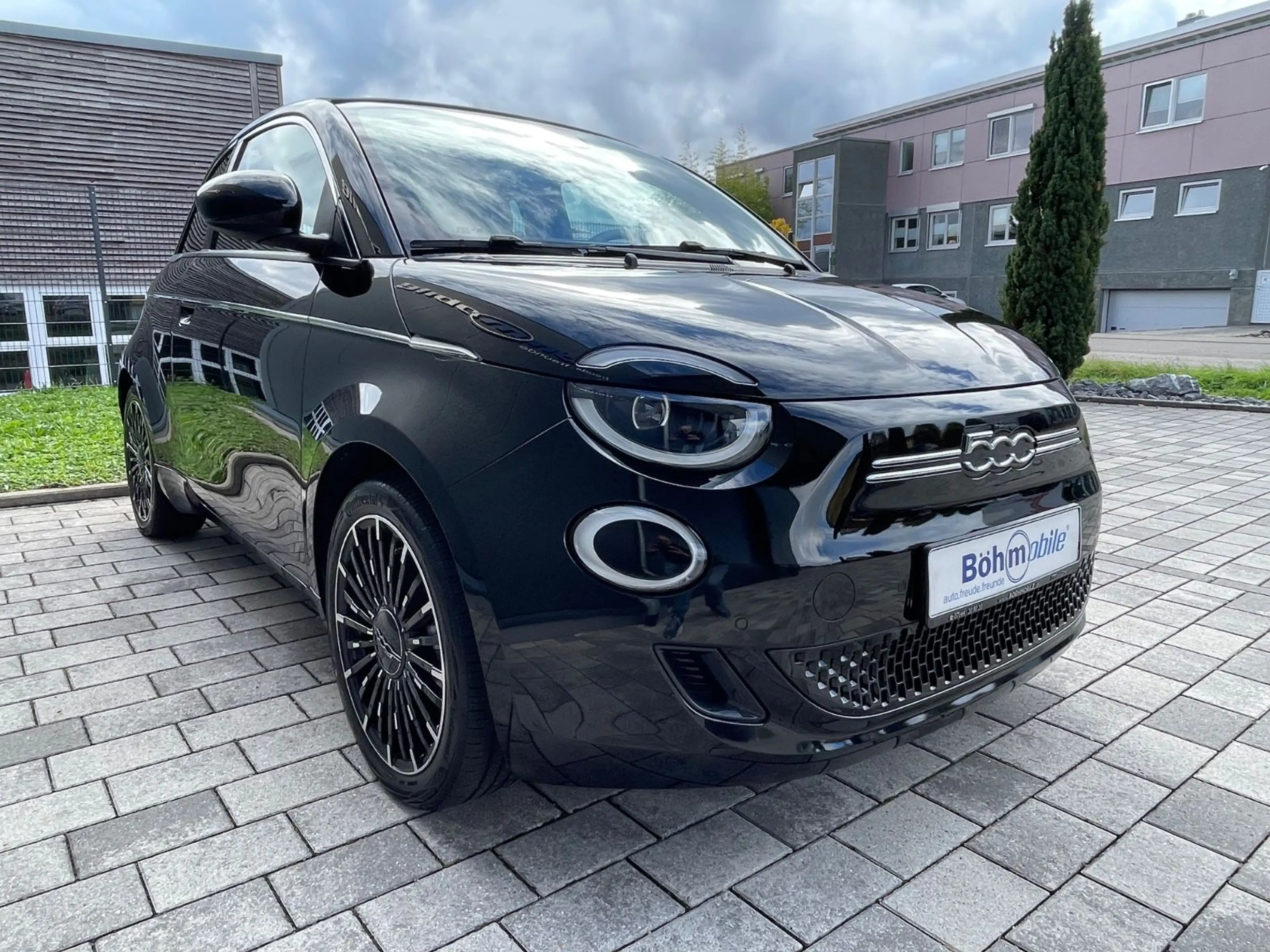 Fiat 500e Cabrio La Prima by Bocelli/1. Hand/Mwst. — photo 12
