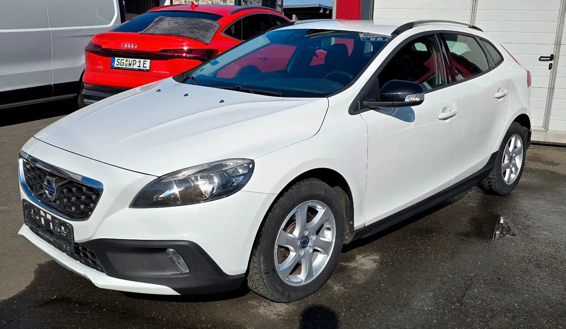 Volvo V40 Cross Country Kinetic NAVI+SITZH;+PDC Blanc - 1