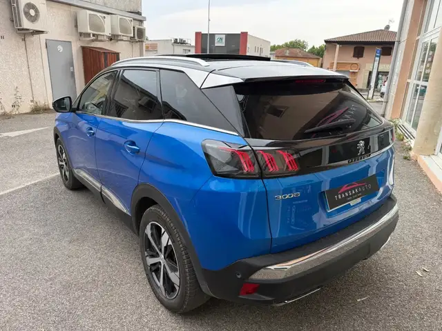 Peugeot 3008 view 7