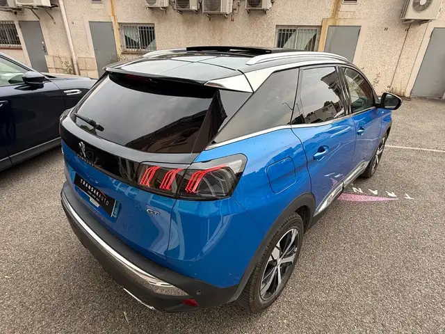 Peugeot 3008 view 5