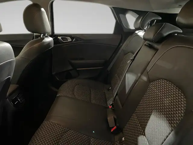 Kia Ceed view 11