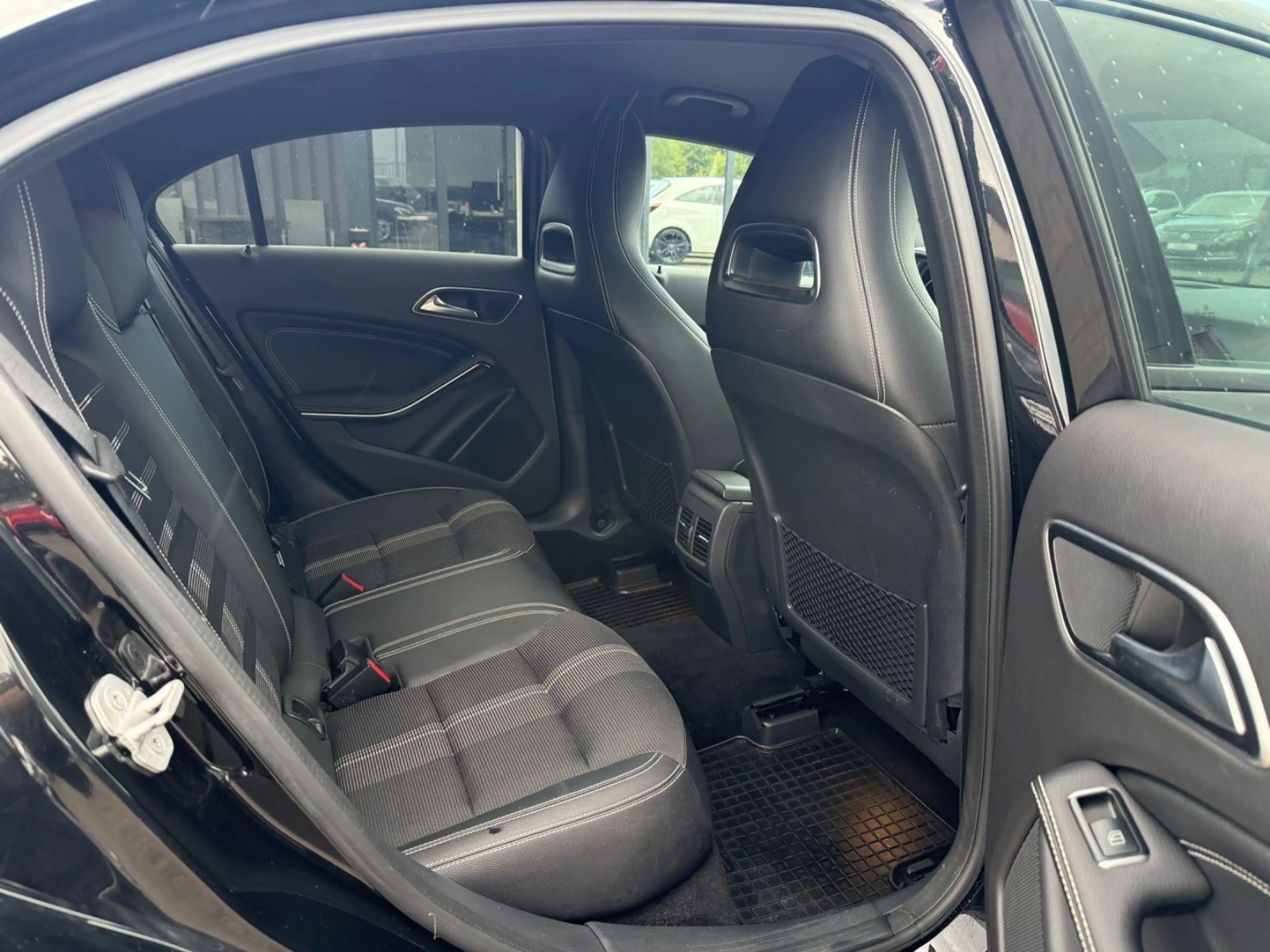Mercedes-Benz A 220 A A 220 CDI / d 4Matic*Aut.*EURO-6*NAVI* — photo 11