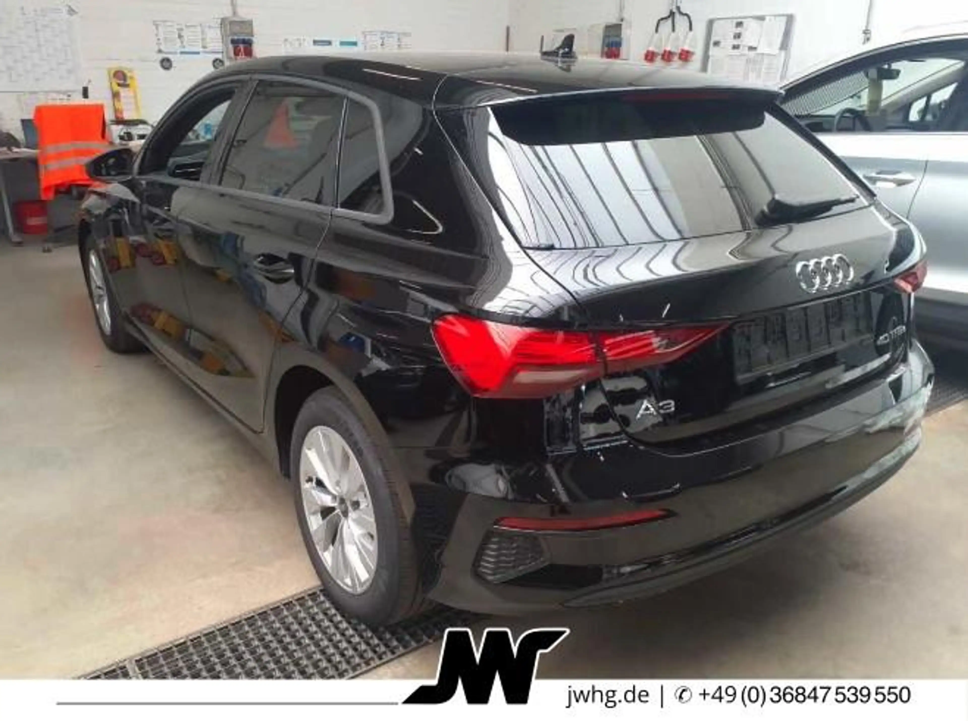 Audi A3 Tempo Virtual Cockpit 17" LED Nav+ Unfallfrei — photo 7