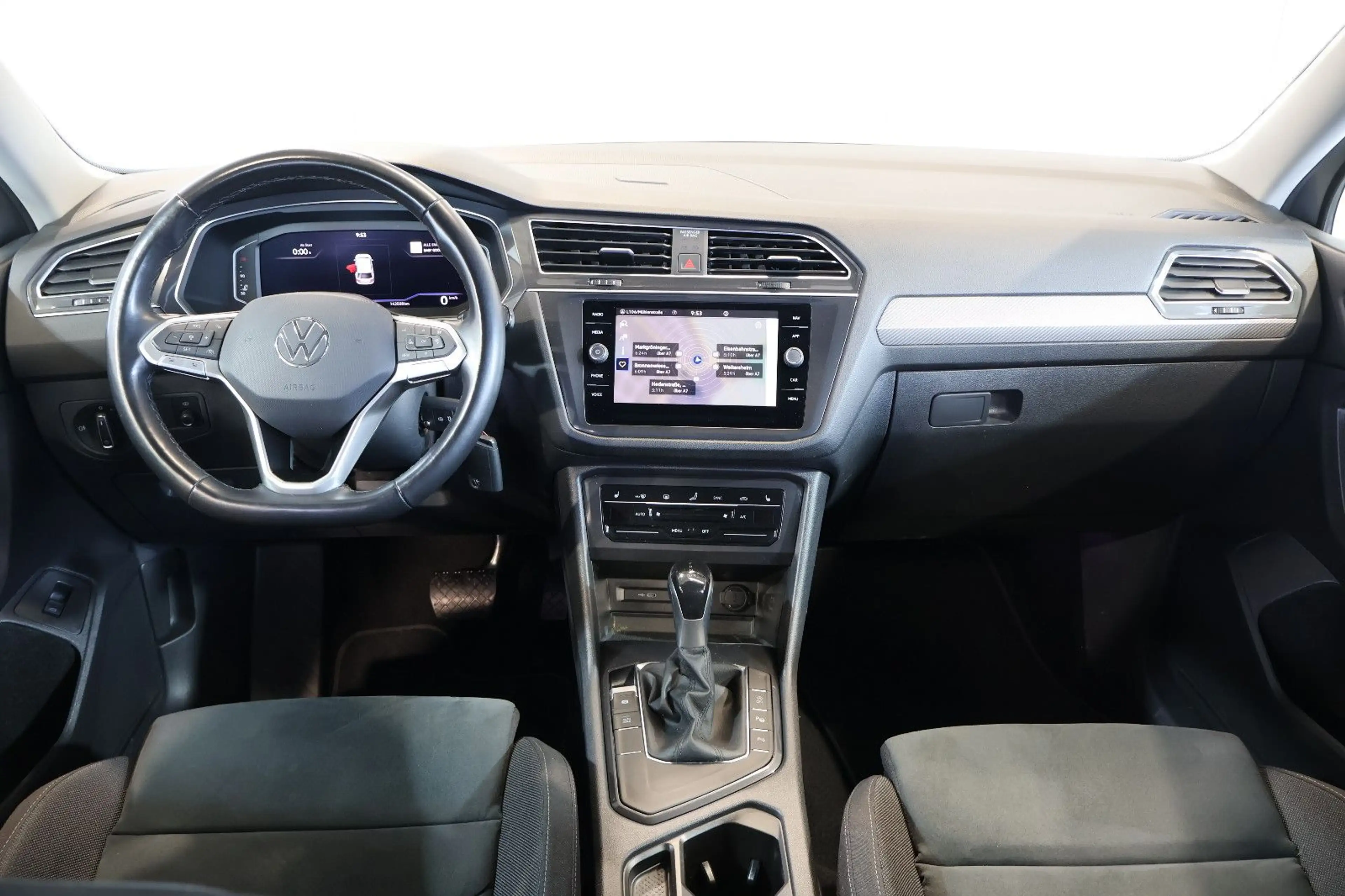 Volkswagen Tiguan Allspace 2.0 TDI Life HUD+AID+ACC+LED+AHK — photo 7