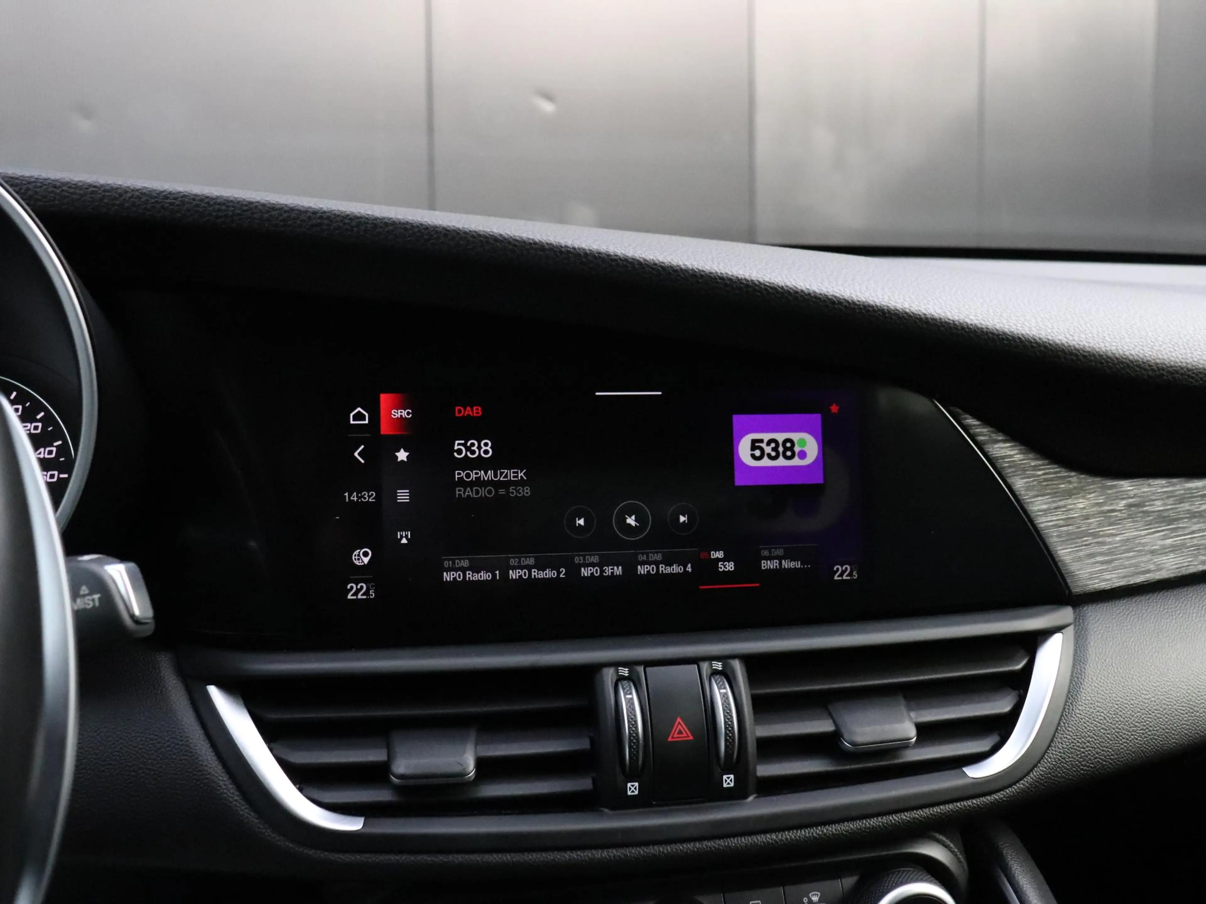Alfa Romeo Giulia 2.2 LEER | NAVI |  CRUISE | CAMERA | — photo 14