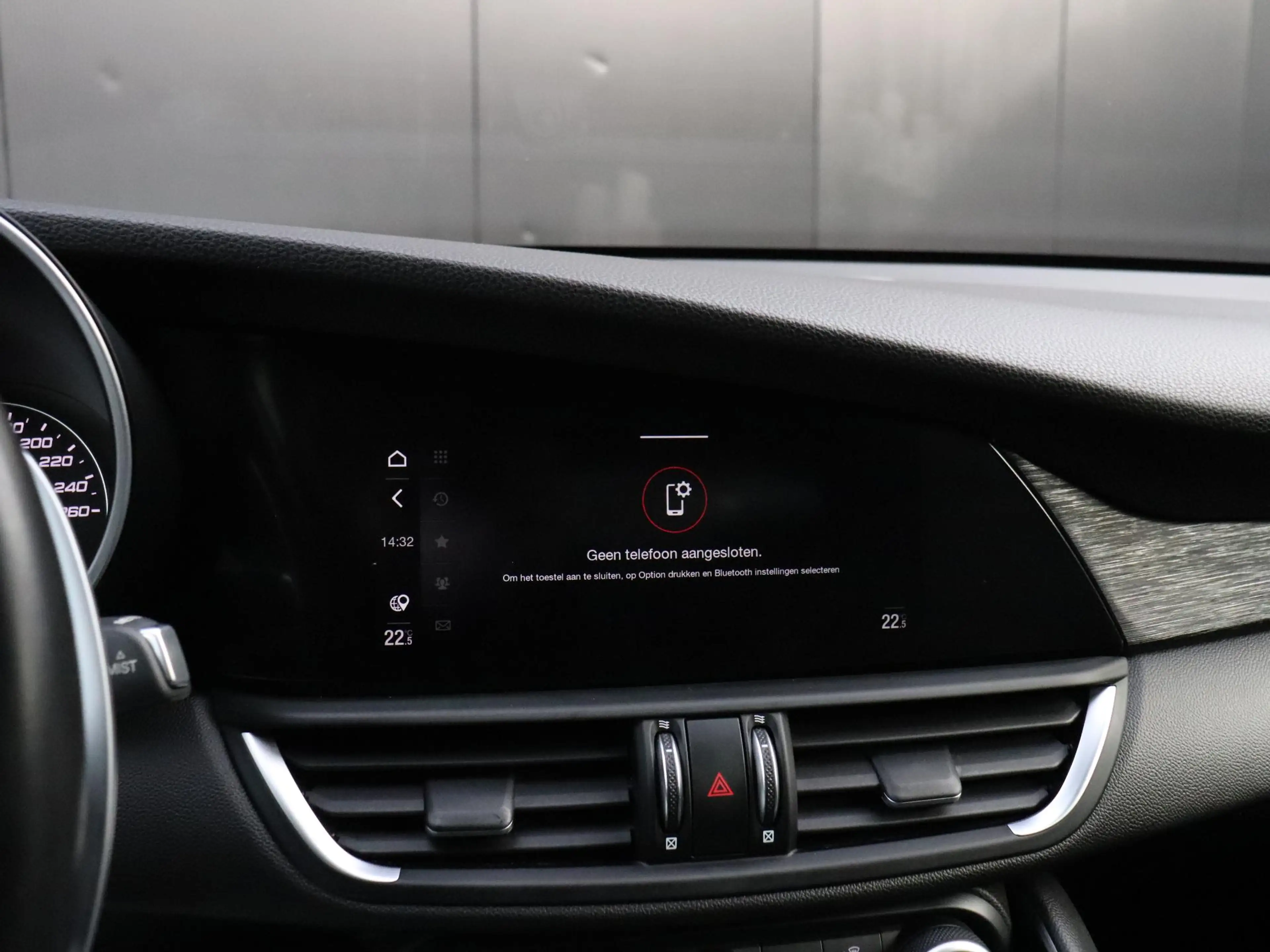 Alfa Romeo Giulia 2.2 LEER | NAVI |  CRUISE | CAMERA | — photo 13