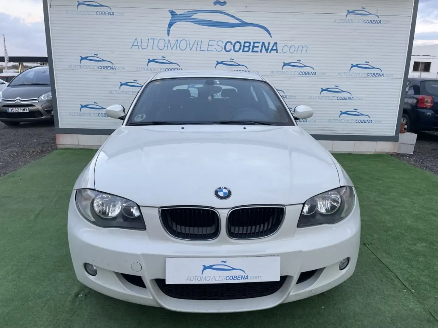 BMW 118 118d Blanc - 2