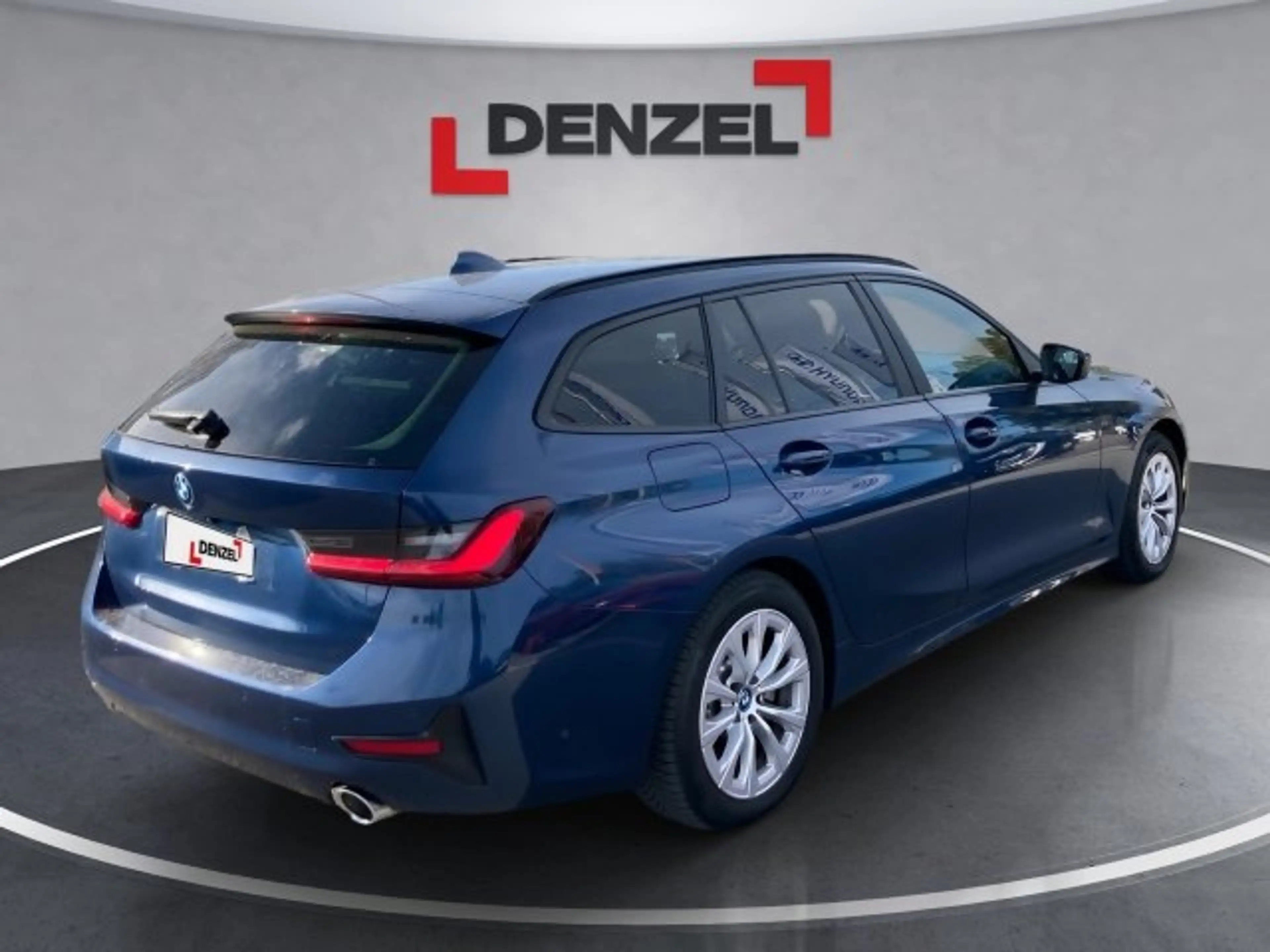BMW 320 e PHEV xDrive Tou — photo 3