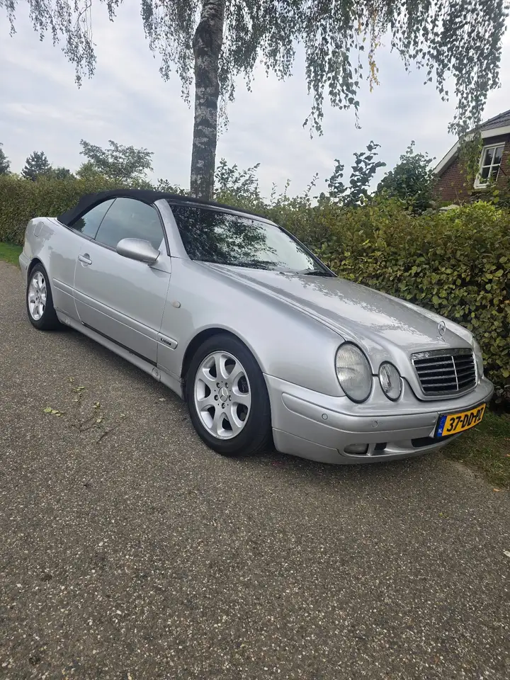 Mercedes-Benz CLK 320 Sport, foto 2