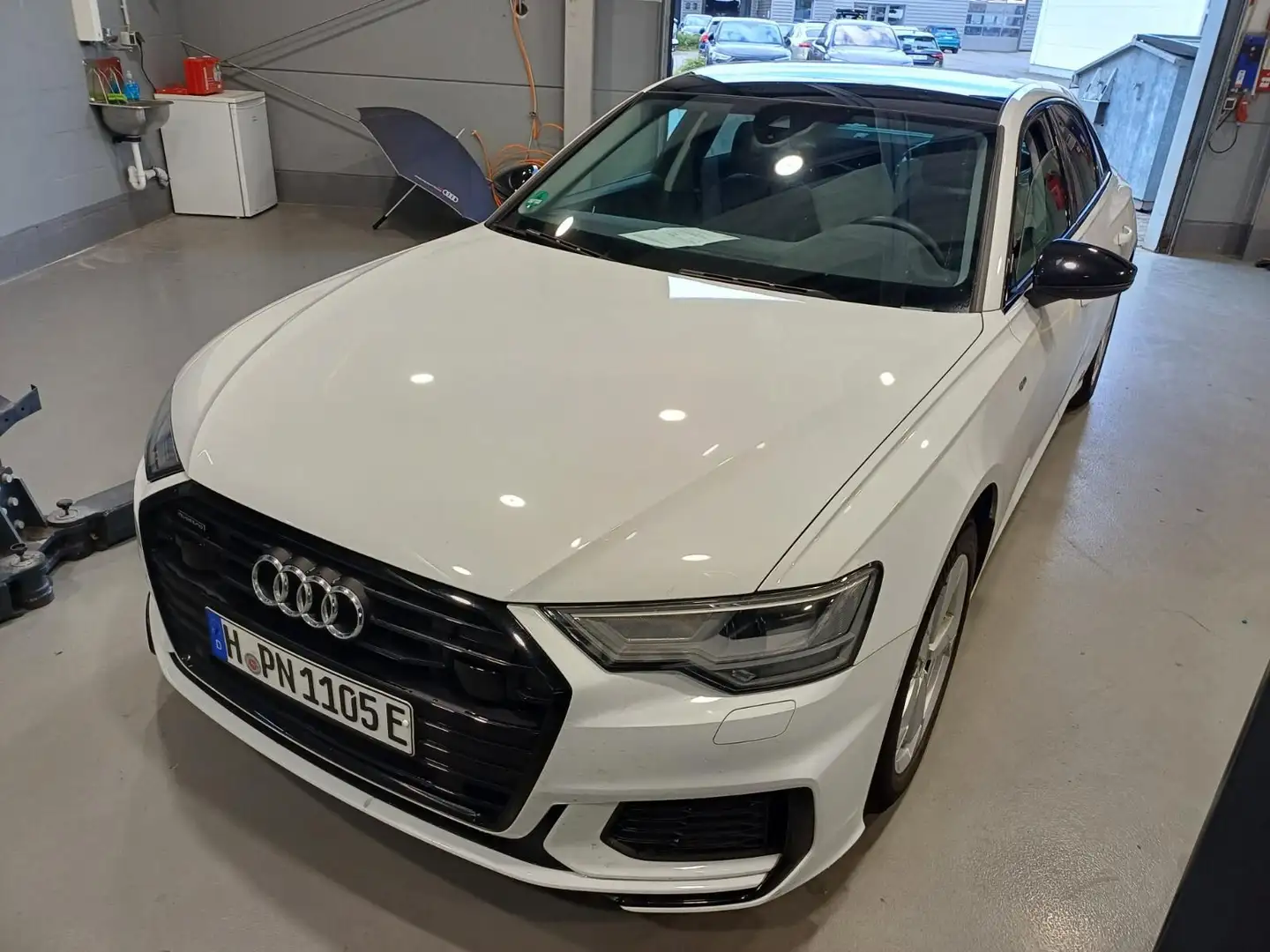 Audi A6 50 TFSIe Design qu. Pano Kamera AHK Weiß - 1