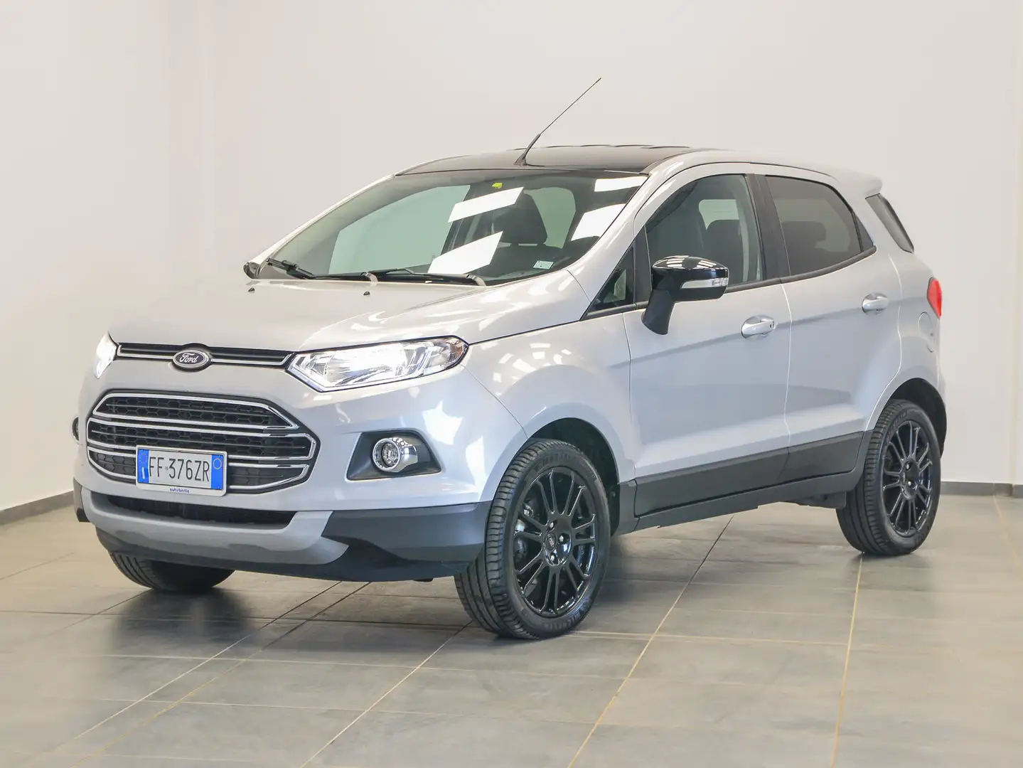 Ford EcoSport EcoSport 1.5 tdci Business c/navi 95cv Plateado - 1