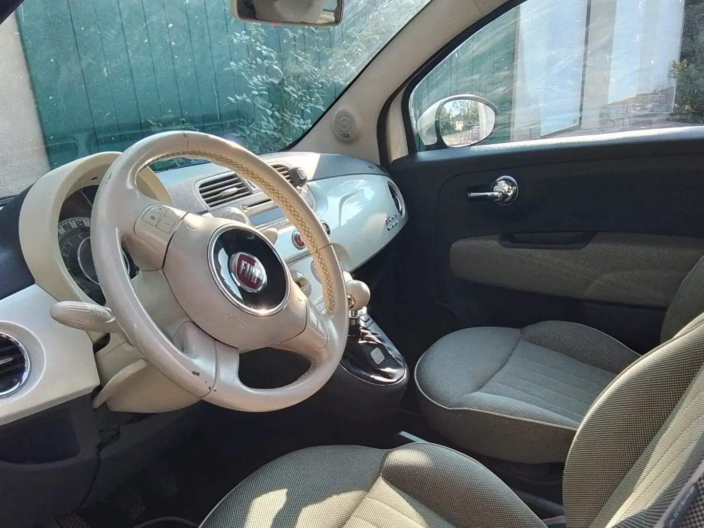 Fiat 500 1,2 Lounge Dualogic Beige - 2