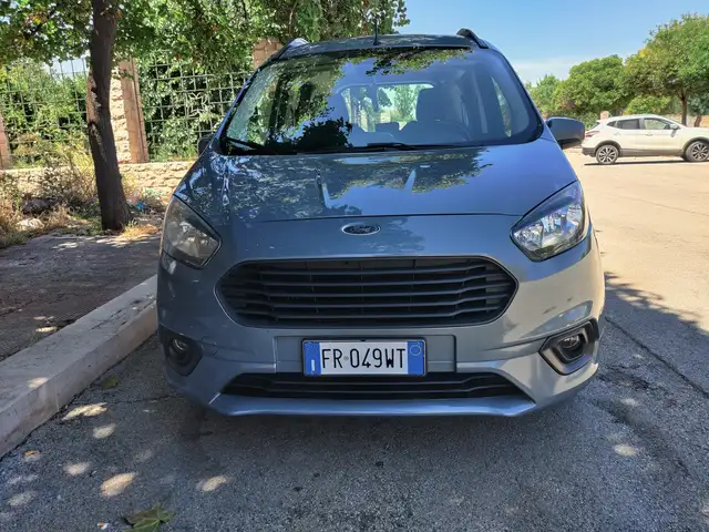 Ford Tourneo Ford Tourneo Courier 1.5 TDCI 100 CV. AUTOVETTURA