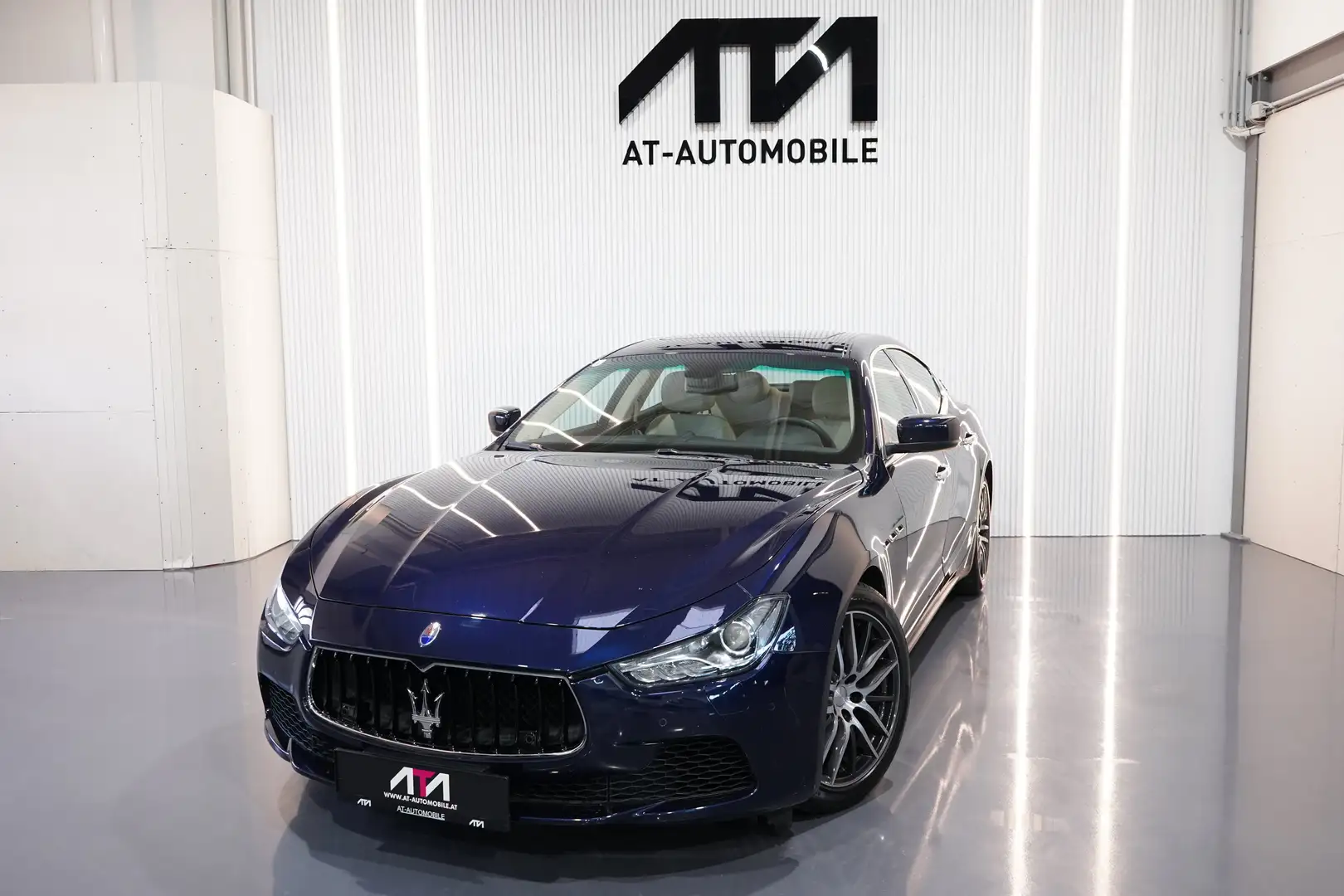 Maserati Ghibli S Q4 1-Hand Blau - 1