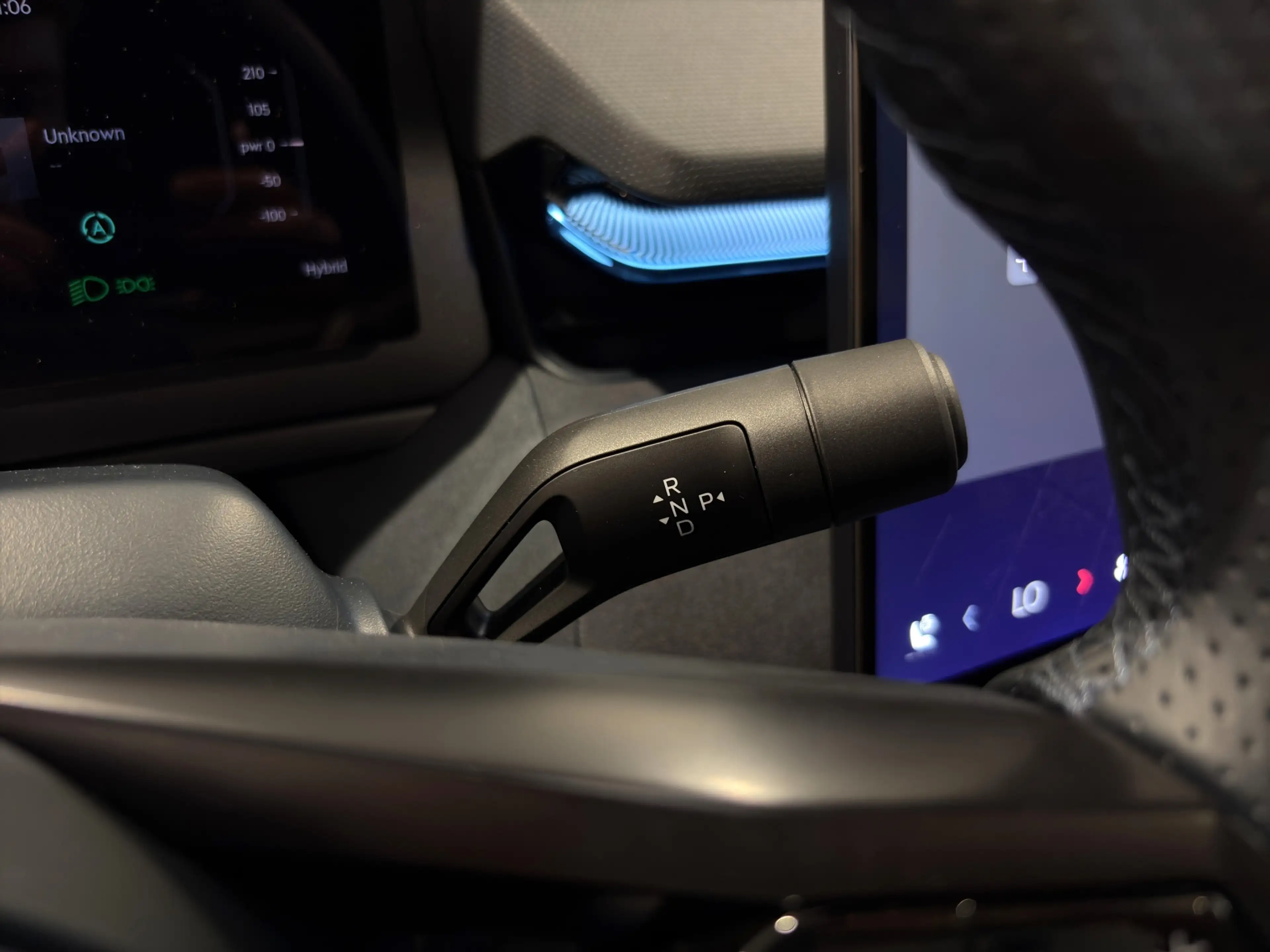 Lynk & Co 08 1.5 More | BLIS | Harman Kardon | 360 Camera | Sto — photo 18