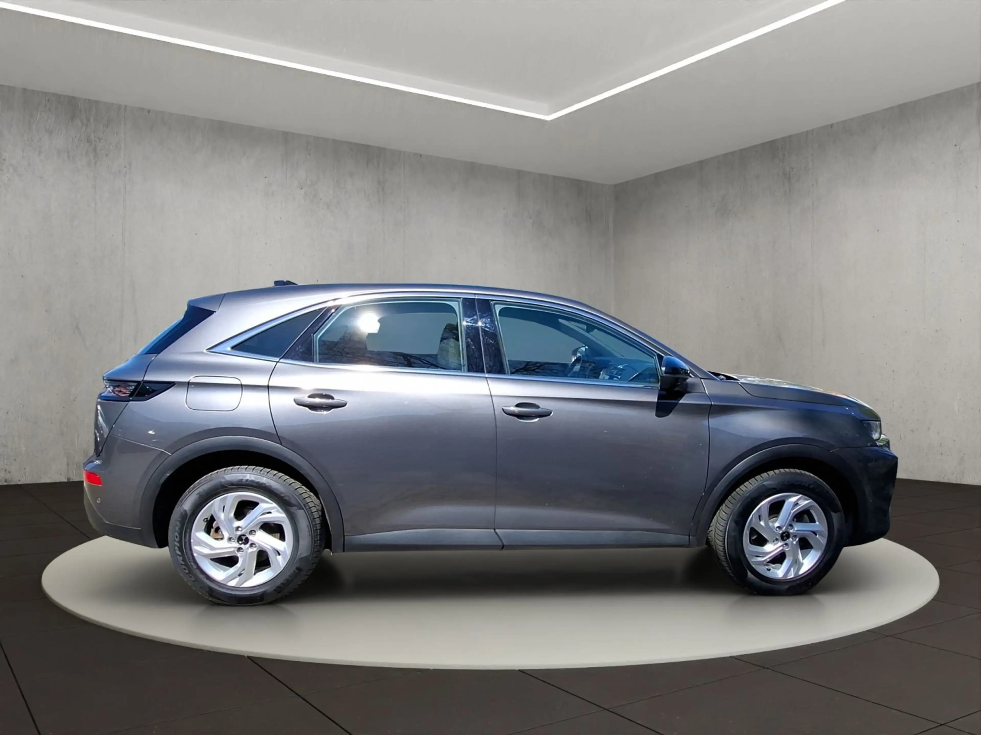 DS Automobiles DS 7 Bastille+ BlueHDi 130 EAT8 — photo 6