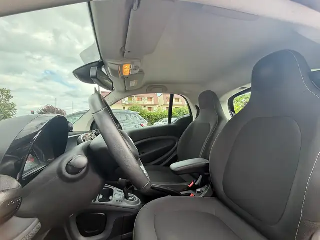 Smart Fortwo view 14