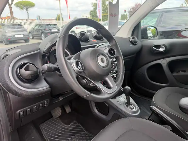 Smart Fortwo view 12
