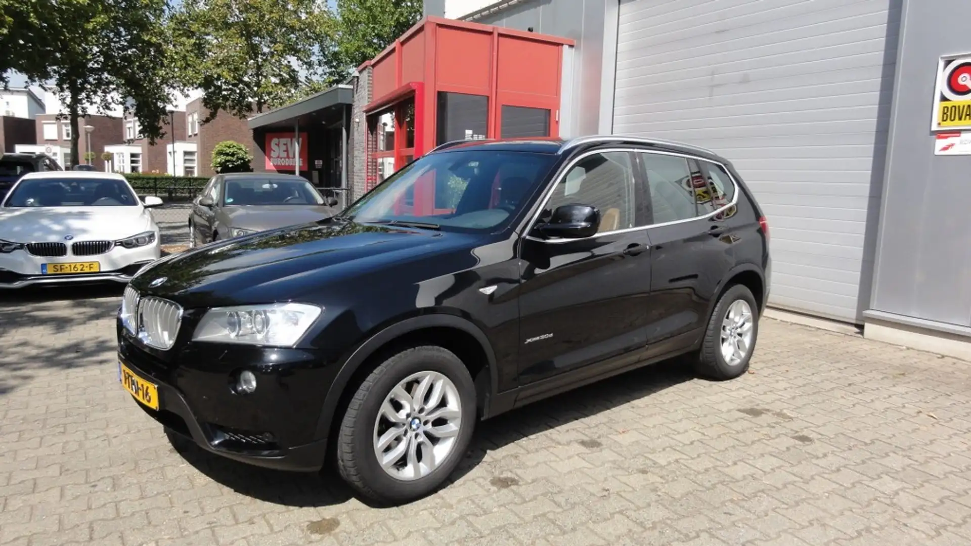 BMW X3 xDrive30d Executive. Zwart - 1