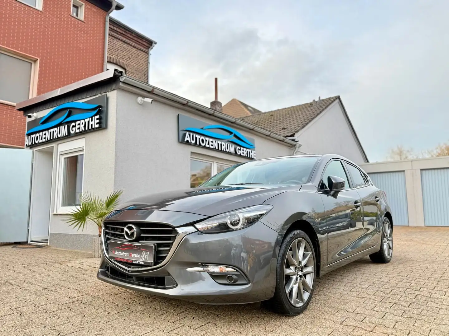 Mazda 3 Lim. Kizoku Exclusive *LED*Head-Up*Kamera*SHZ* Gris - 1