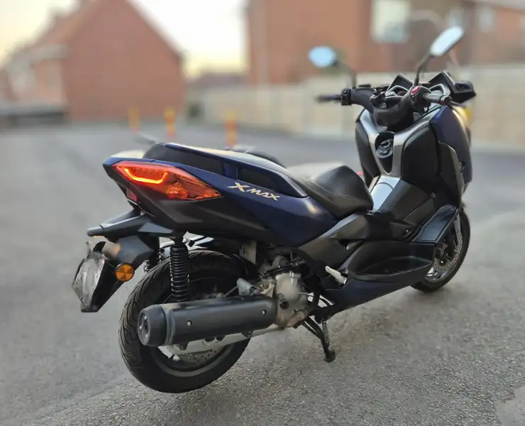 Yamaha XMAX 125 - foto 3