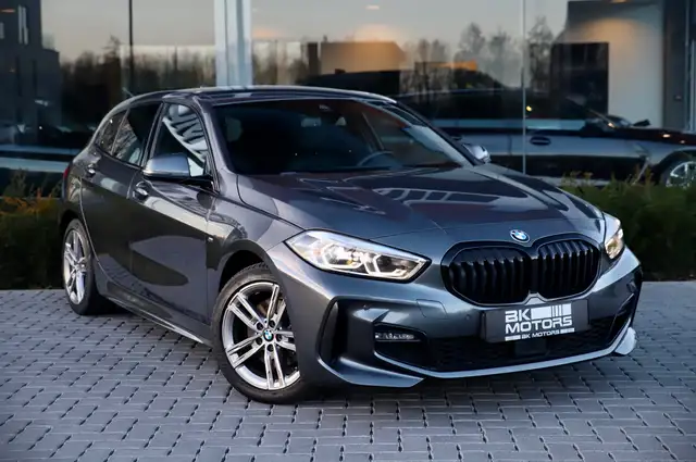 BMW 118 i M SPORT -AUTOMAAT-LED-CAMERA-CARPLAY-M INTERIOR