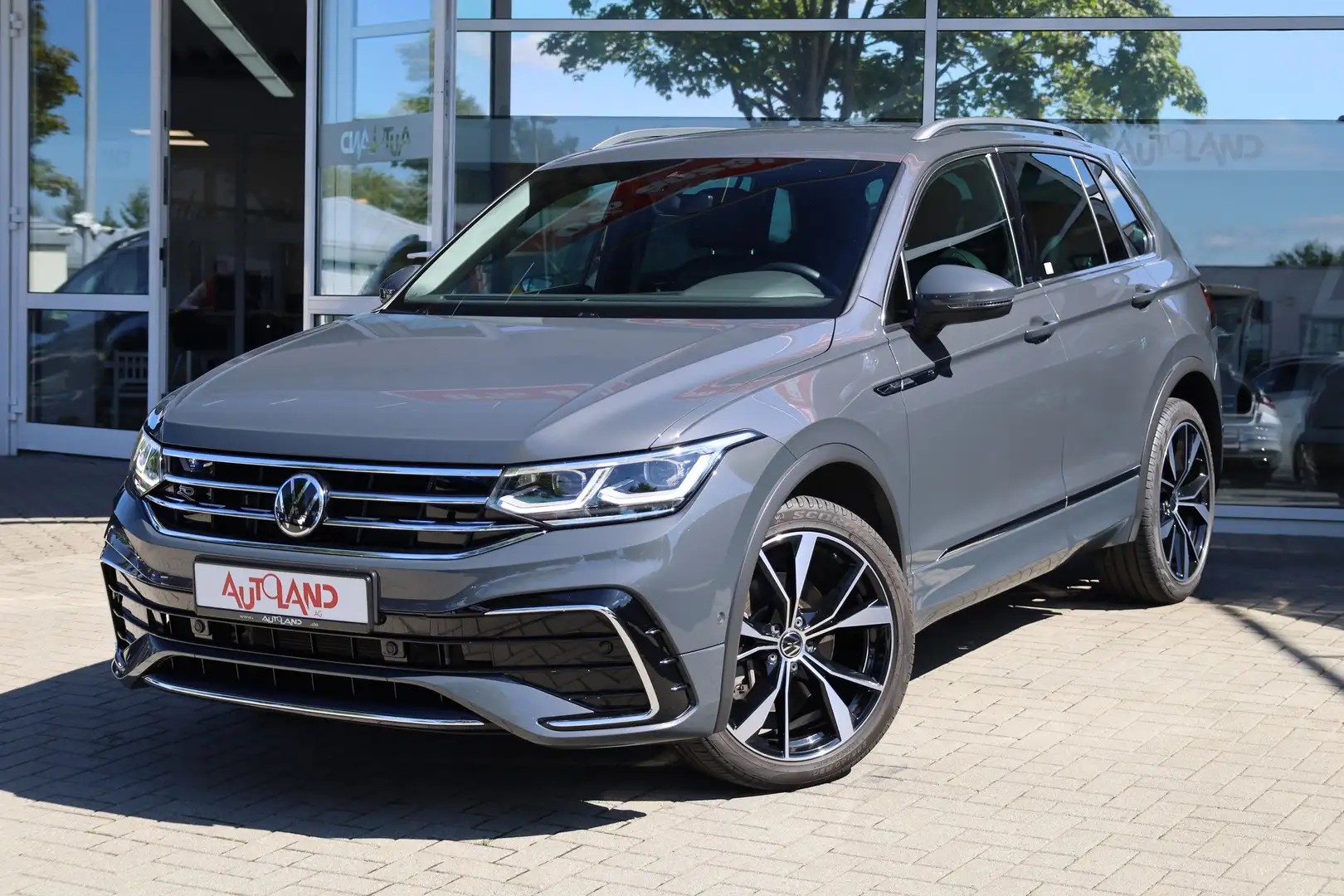 Volkswagen Tiguan 2.0 TDI R-Line 4Motion Navi ACC DCC AHK Gris - 2