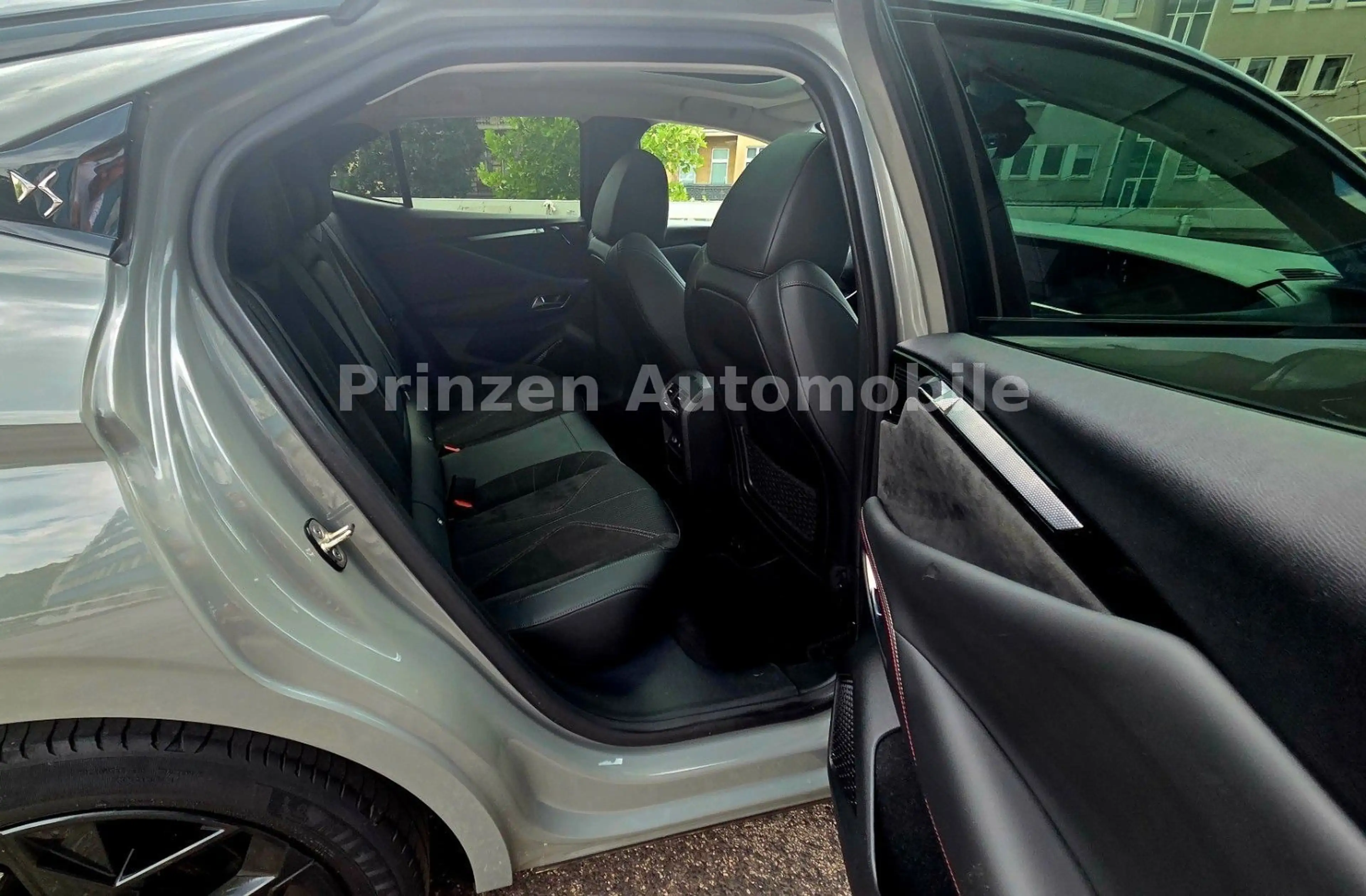 DS Automobiles DS 4 PerformanceLine+/R,Kam/Pano/Apple/Ahk/Ambien — photo 15
