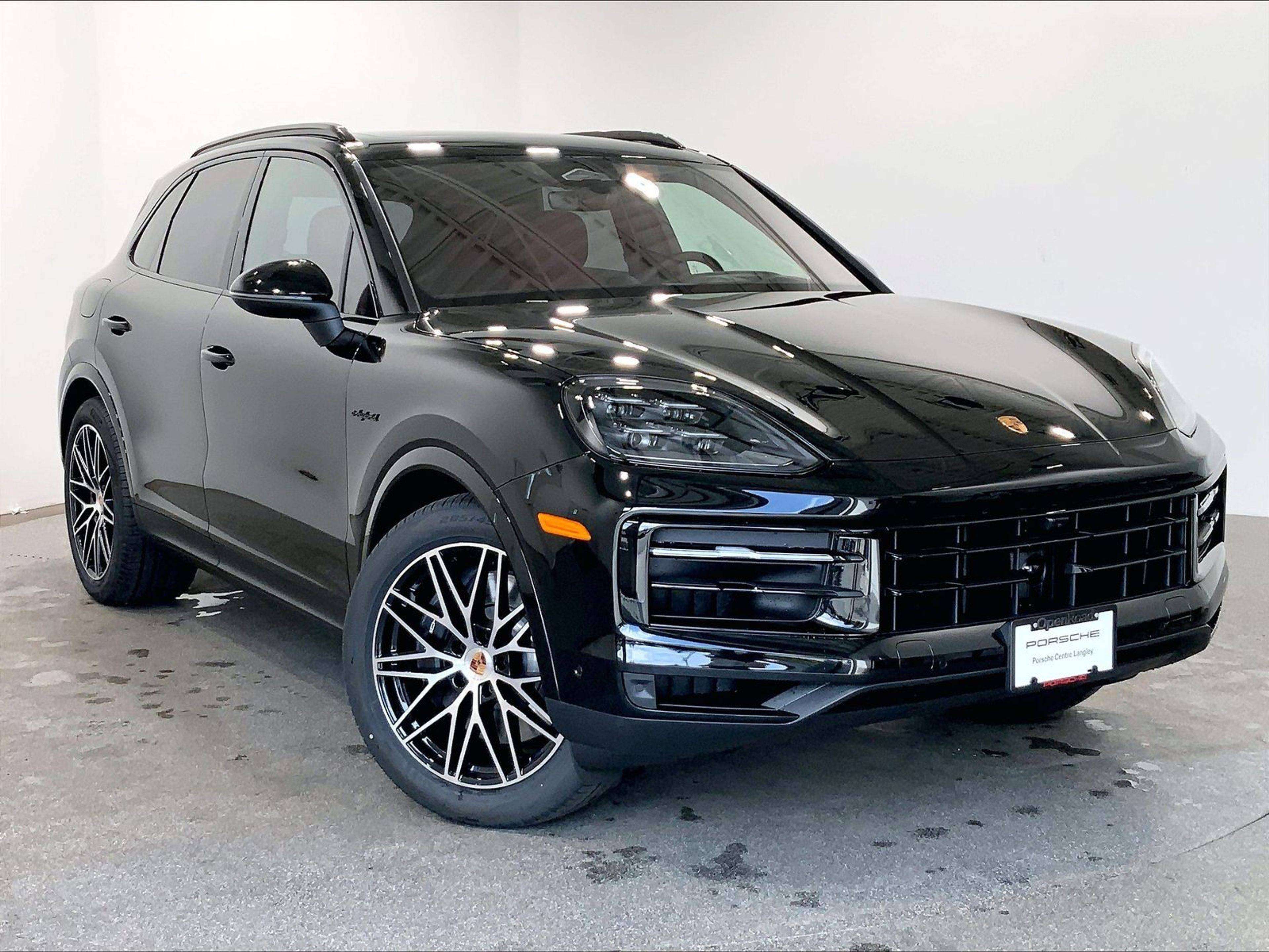 2026 Porsche Cayenne E-Hybrid Demo w/ Tech Pkg & Prem Plus Pkg! — photo 1