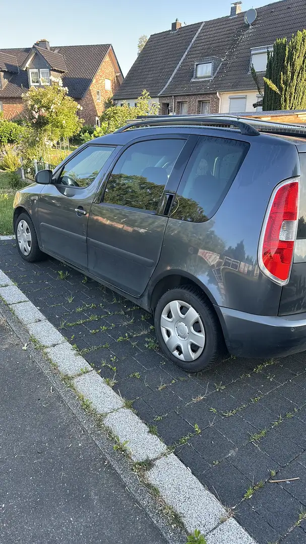 Skoda Roomster Style Plus Edition Grau - 2