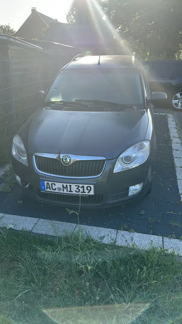 Skoda Roomster Style Plus Edition Grau - 1
