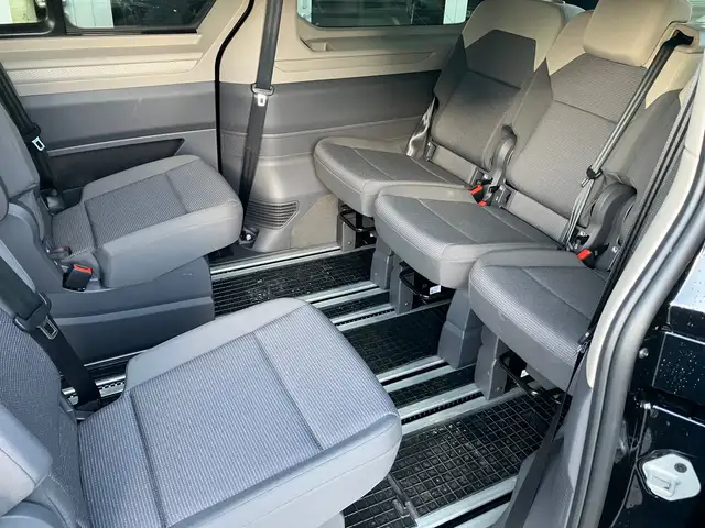 Volkswagen T7 Multivan VW T7 Multivan Business ÜH eHybrid 180 kW 4M Ansicht 6