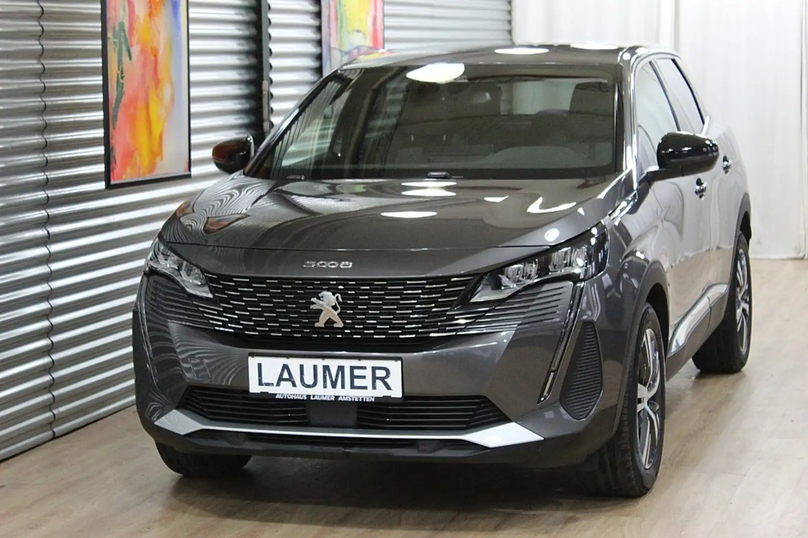 Peugeot 3008 PureTech 130 6-Gang-Manuell Allure Grijs - 2